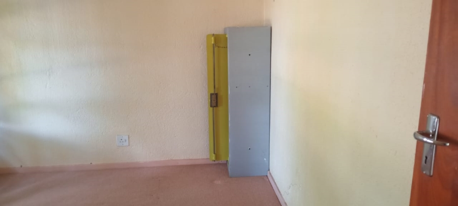 2 Bedroom Property for Sale in Klerksdorp Rural North West